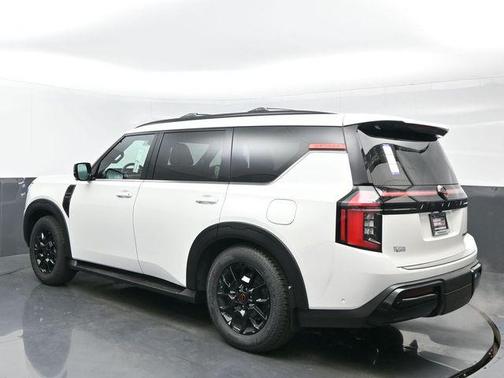 Aspen White Tricoat 2026 Nissan Armada PRO-4X