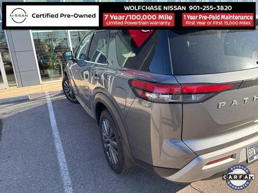 2023 Nissan Pathfinder SL