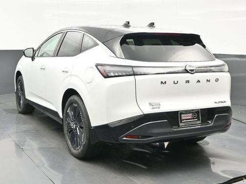 Everest White Pearl/Black 2026 Nissan Murano Platinum