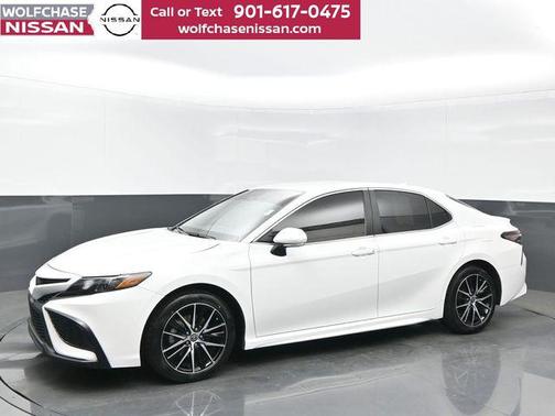 Wind Chill Pearl 2023 Toyota Camry SE