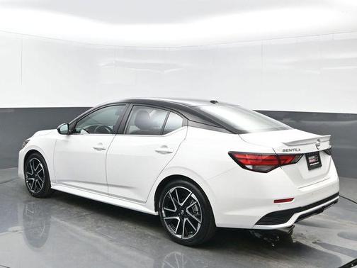 Aspen White/Super Black 2025 Nissan Sentra SR