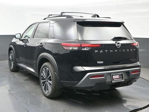 Super Black 2026 Nissan Pathfinder Platinum