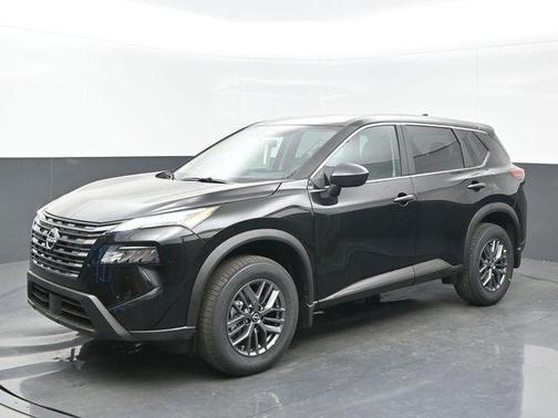 Super Black 2026 Nissan Rogue S