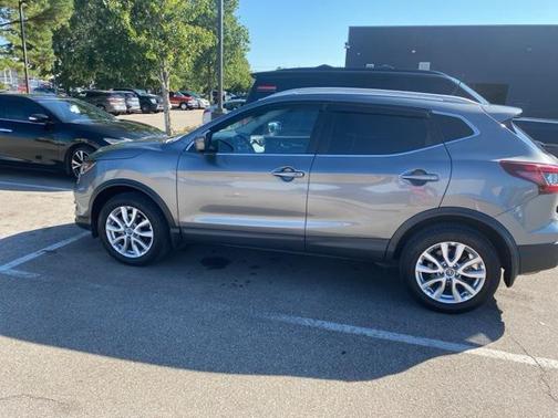 2021 Nissan Rogue Sport SV