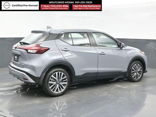 Boulder Gray Pearl 2023 Nissan Kicks SV