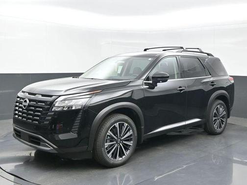 Super Black 2026 Nissan Pathfinder Platinum