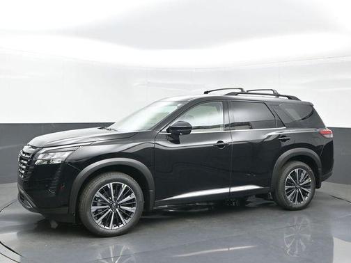 Super Black 2026 Nissan Pathfinder Platinum
