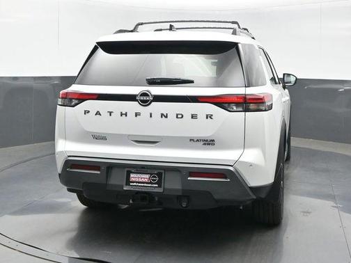 Everest White Pearl Tricoat 2026 Nissan Pathfinder Platinum