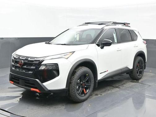 Everest White Pearl Tricoat 2026 Nissan Rogue Rock Creek