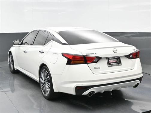 2024 Nissan Altima 2.5 SL