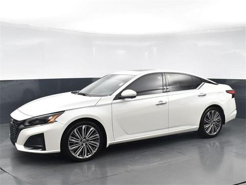 2024 Nissan Altima 2.5 SL