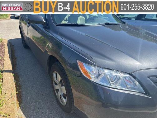 Gray 2009 Toyota Camry SE