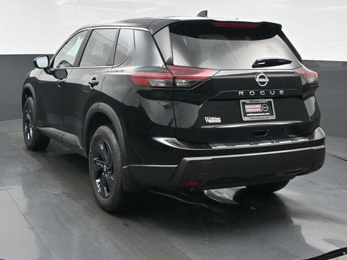 Super Black 2026 Nissan Rogue SV