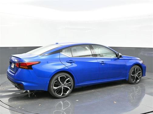 2025 Nissan Altima 2.5 SR