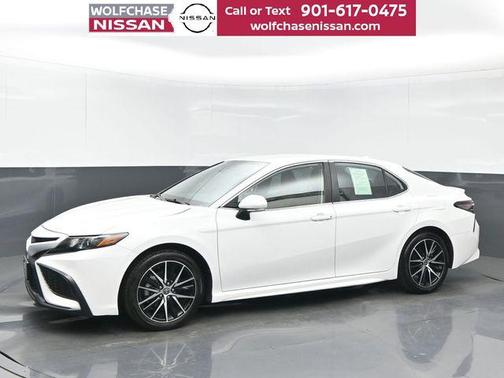 Ice 2024 Toyota Camry SE