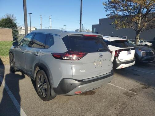 2021 Nissan Rogue SL