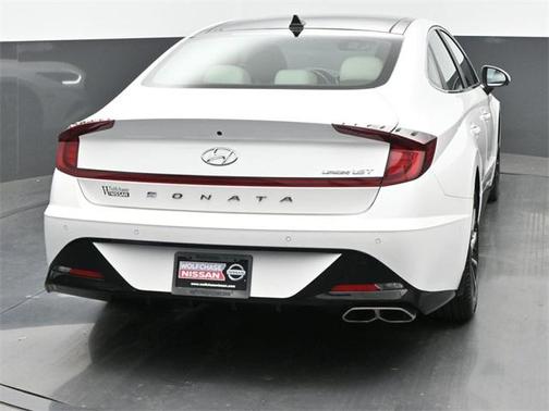 2022 Hyundai SONATA Limited