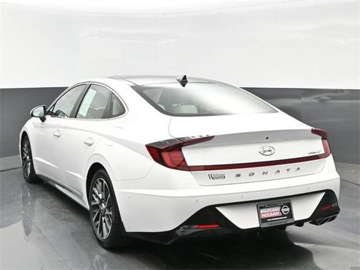 2022 Hyundai SONATA Limited