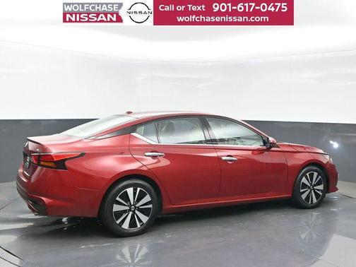 Scarlet Ember Tintcoat 2021 Nissan Altima 2.5 SL