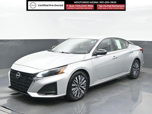 Brilliant Silver Metallic 2024 Nissan Altima 2.5 SV