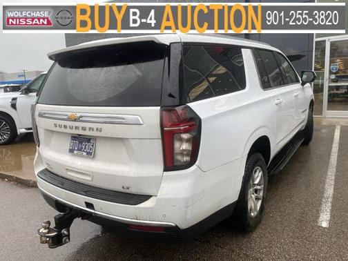 2023 Chevrolet Suburban LT