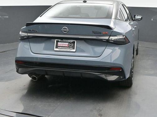 Atlantic Gray/Super Black 2026 Nissan Sentra SR