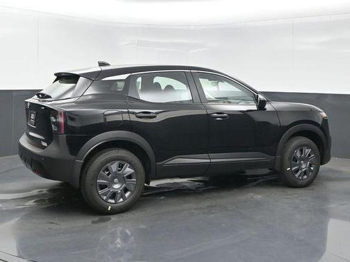 Super Black 2026 Nissan Kicks S