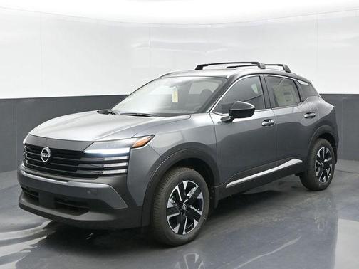 Gun Metallic/Super Black 2026 Nissan Kicks SV