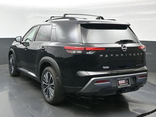Super Black 2026 Nissan Pathfinder Platinum