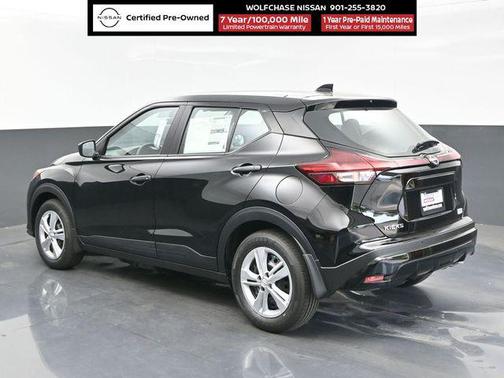 Super Black 2025 Nissan Kicks S