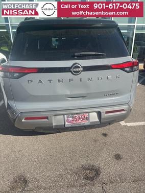 2022 Nissan Pathfinder Platinum