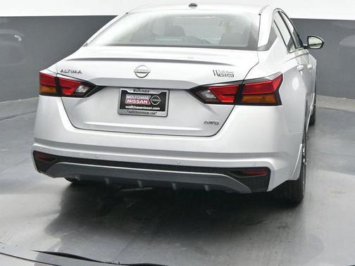 Brilliant Silver Metallic 2026 Nissan Altima 2.5 SV