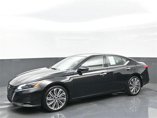 2024 Nissan Altima 2.5 SL