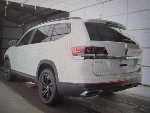 2023 Volkswagen Atlas 3.6L SE w/Technology