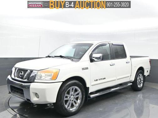 Blizzard Pearl 2012 Nissan Titan SL
