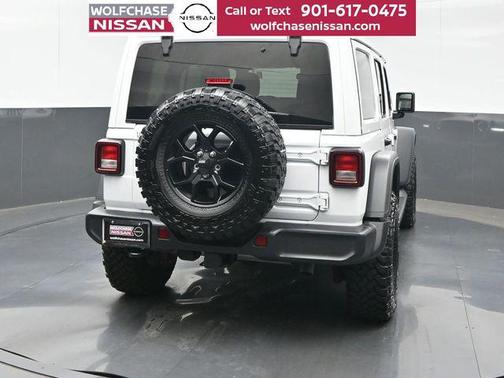 Bright White Clearcoat 2025 Jeep Wrangler Willys