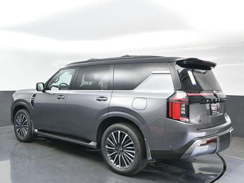 Gun Metallic/Super Black 2026 Nissan Armada Platinum Reserve