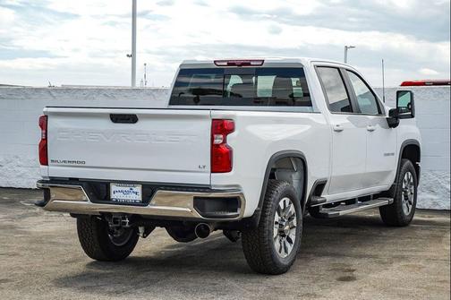 Summit White 2026 Chevrolet Silverado 2500 LT