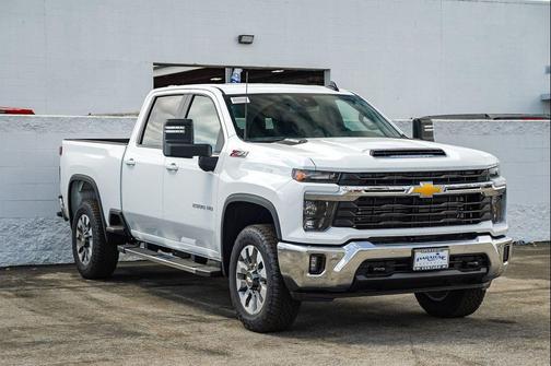 Summit White 2026 Chevrolet Silverado 2500 LT