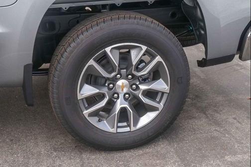 Sterling Gray Metallic 2026 Chevrolet Silverado 1500 LT