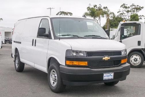 2025 Chevrolet Express 2500 RWD 2500 Regular Wheelbase WT