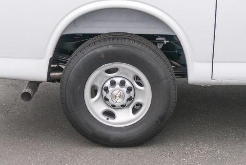 2025 Chevrolet Express 2500 RWD 2500 Regular Wheelbase WT
