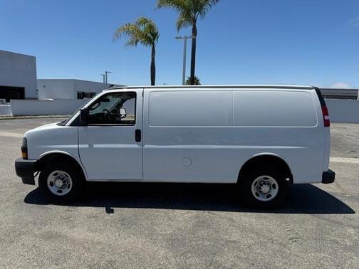 2021 Chevrolet Express 2500 RWD 2500 Regular Wheelbase WT