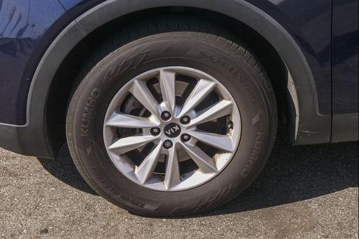 Imperial Blue 2020 Kia Sorento LX