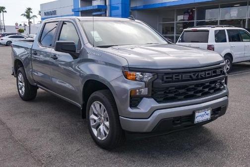 2025 Chevrolet Silverado 1500 Custom