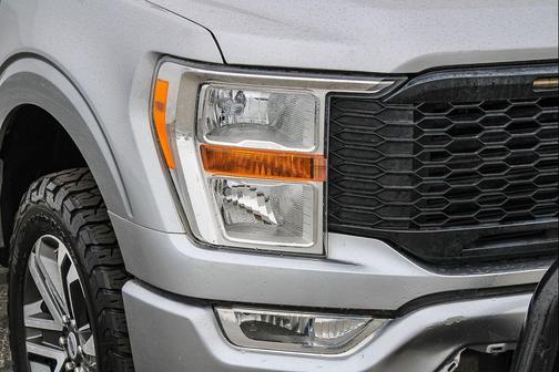 Iconic Silver Metallic 2021 Ford F-150 XL