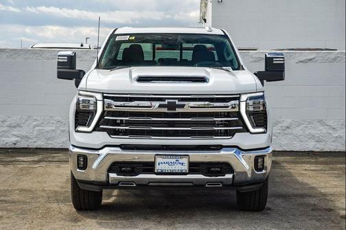 Summit White 2026 Chevrolet Silverado 2500 LTZ