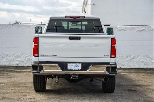 Summit White 2026 Chevrolet Silverado 2500 LTZ