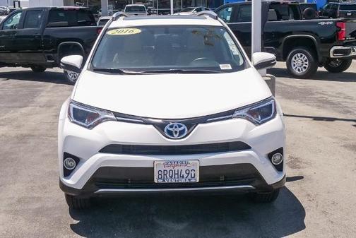 2016 Toyota RAV4 Hybrid XLE