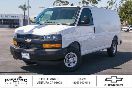 Summit White 2026 Chevrolet Express 2500 LT